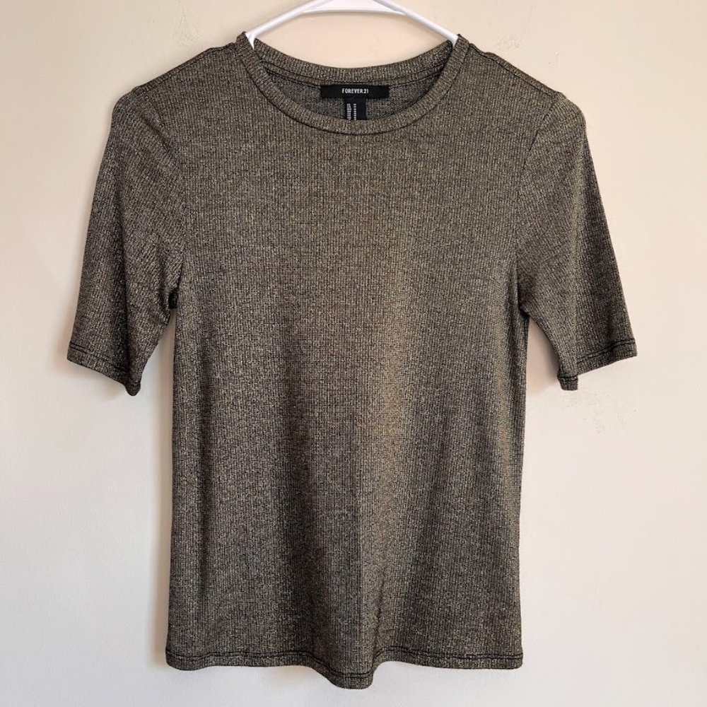 Forever 21 Medium Metallic Top, Contemporary Collection